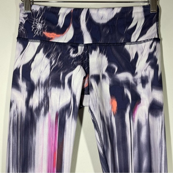 Lululemon Wunder Under Pant size 6 - Picture 5 of 9